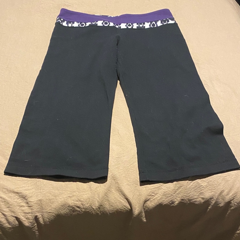 Lululemon Black and Purple Bottoms